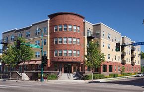 Minneapolis apartment for rent - Spirit On Lake Apartments Minneapolis
