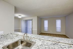 Warner Robins apartment for rent - Sandpiper Apartments in Warner Robins, GA