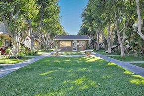 Santee apartment for rent - a picnic area in the middle of a park