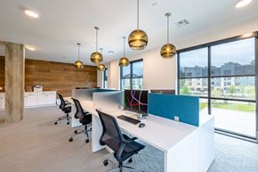 Porter apartment for rent - Cyber Lounge