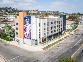 Los Angeles apartment for rent - a large mural of a woman on the side of a building