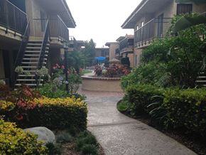 Paramount apartment for rent - Courtyard