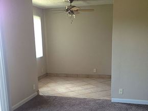 Paramount apartment for rent - Dining area