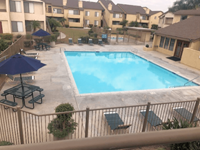 Fontana apartment for rent - Community Pool