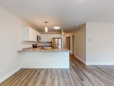 Floor plan for 2 beds, 1 bath, 907 sqft
