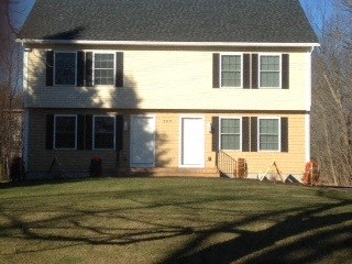 Floor plan for 2 beds, 1 bath, 840 sqft