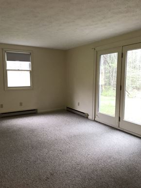 Gorham apartment for rent - the living room is ready for us to move in