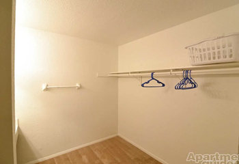 Walk-in closet