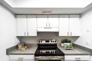 Jacksonville apartment for rent - Kitchen Appliances at Red Bay Apartment Complex, Jacksonville, FL, 32211
