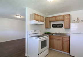 Jacksonville apartment for rent - Kitchen at Golden Shores of Jacksonville Jacksonville, FL, 32211