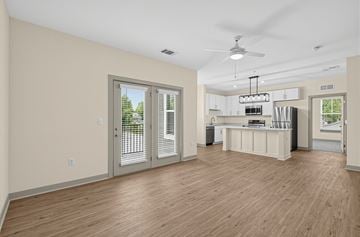 Charlestown apartment for rent - Forest Edge Apartments