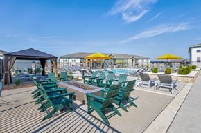 Elizabethtown apartment for rent - Pool Deck at Sage Springs, Elizabethtown, KY