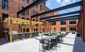 Louisville apartment for rent - Grocers Ice Lofts - Exterior Courtyard