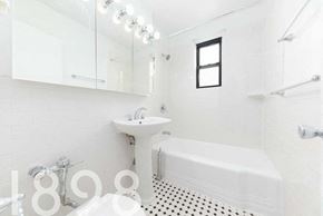 Woodside apartment for rent - Bathroom