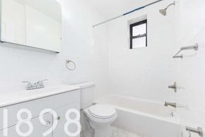 Long Island City apartment for rent - Bathroom