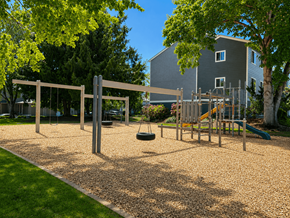 Springfield apartment for rent - Playground