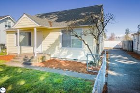 Eugene triplex for rent - Eugene Home Rentals
