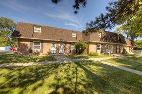 Saginaw townhouse for rent - Clairemont Village Townhome Exterior 4