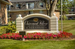 Saginaw townhouse for rent - Clairemont Village Sign