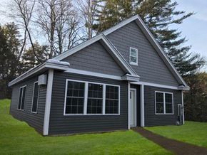 Laconia apartment for rent - Lilac Rear