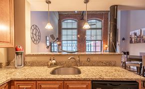 Coventry apartment for rent - apartment for rent, Coventry, Warwick, West Warwick, Providence, 1 bedroom, 2 bedroom, 3 bedroom, luxury apartment, pet friendly, gourmet kitchen, oversized windows