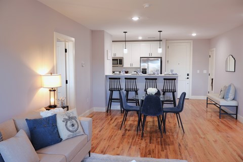 Floor plan for 2 beds, 2 baths, 1068 sqft