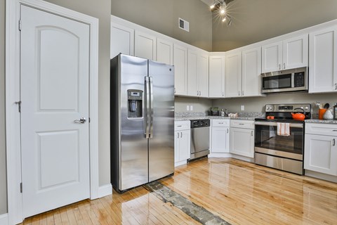 Floor plan for 2 beds, 1 bath, 1299 sqft