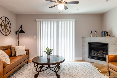 Floor plan for 2 beds, 1.5 baths, 1514 sqft
