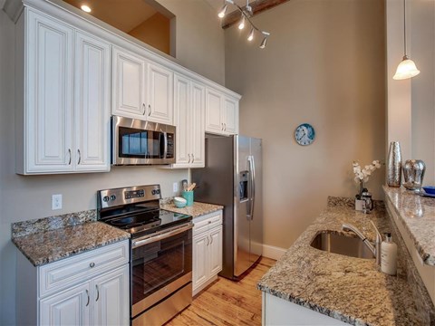 Floor plan for 2 beds, 1 bath, 1210 sqft
