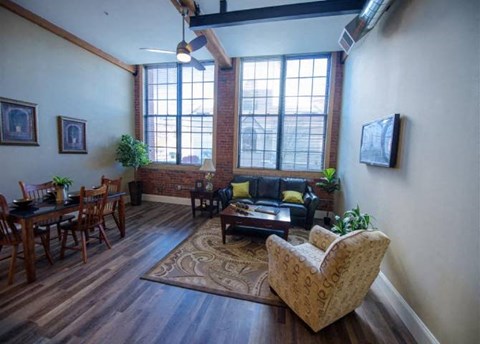 Floor plan for 3 beds, 1.5 baths, 1530 sqft