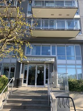 Vancouver condo for rent - The entrance to a building with the name El Dorado on it.