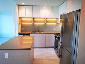 Burnaby condo for rent - 611-8850 University Crescent