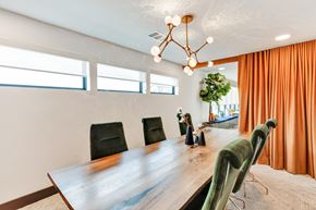 Garland apartment for rent - Conference Room for residents