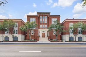 Charleston apartment for rent - 655 East Bay luxury apartments for rent in Charleston SC