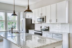 Charleston apartment for rent - 655 East Bay luxury apartments for rent in Charleston SC