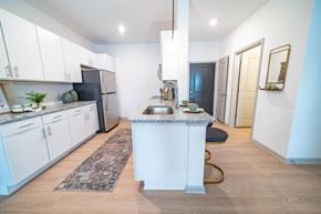 Indian Land apartment for rent - Model Entrance Kitchen