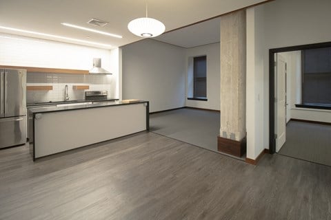 Floor plan for 1 bed, 1 bath, 807 sqft