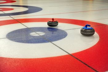Curling court