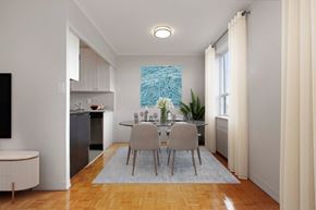 Toronto apartment for rent - A spacious, bright and airy dining room with hardwood flooring 437 Glen Park, Toronto, ON