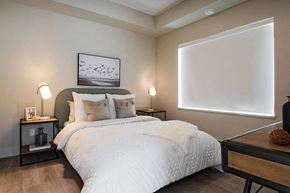 Port Moody apartment for rent - Inlet Glen Apartments in Port Moody, BC bedroom with custom roll up blinds