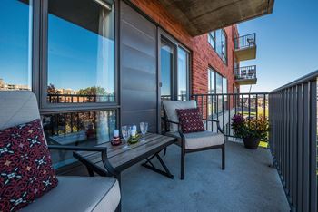 Balcony/patio