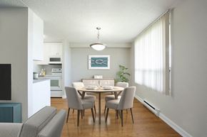 Windsor apartment for rent - Brighton Court in Windsor, ON open concept dining room and kitchen