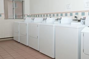 Bradford apartment for rent - Laundry room at Bradford Place