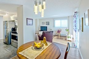 Sherbrooke apartment for rent - Les Jardins Hauterive in Sherbrooke, QC open concept dining room and kitchen