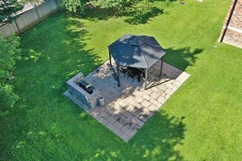 Bbq area