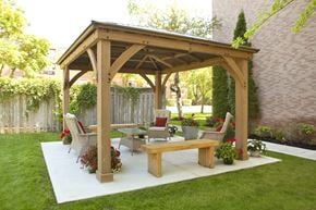 Collingwood apartment for rent - Shannon Towers beautiful gazebo in Collingwood, ON