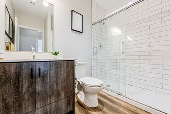Walk-in shower*