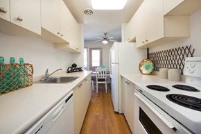 Sarnia apartment for rent - London Road Apartments kitchen with full range stove in Sarnia, ON