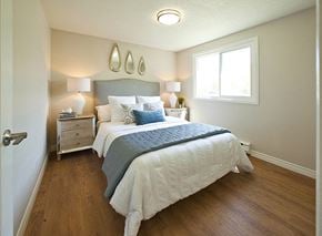 Whitby apartment for rent - Whitby Place in Whitby, ON brightly lit bedroom with window