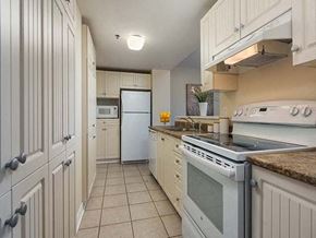 Montreal apartment for rent - Excelsior Apartments kitchen with full range stove in Montreal, QC